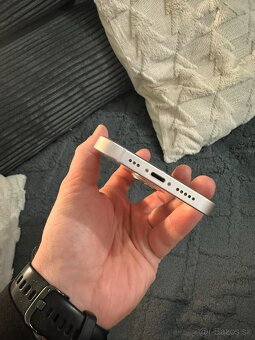 Predám iPhone 13 128gb - 2