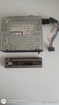 Predám autorádio Sony CDX-GT420U - 2