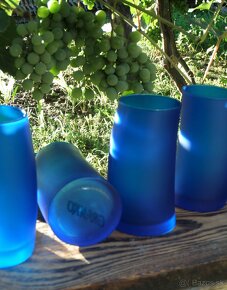 Sklo do modra..... - 2