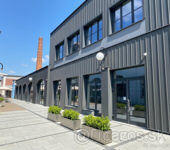 Zľava:Obchodné priestory v Trenčíne - 2