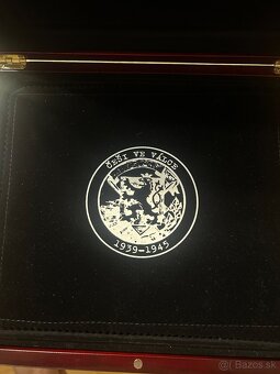 Predsm krasnu sadu minci Češi ve valce - 2