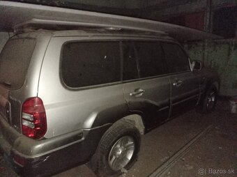 Hyundai Terracan - 2