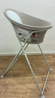 SHNUGGLE vanička Taupe + stojan - 2