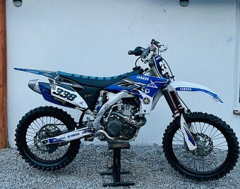 Yamaha YZF 250 4T - 2