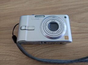 Panasonic Lumix DMC-FX12 - 2