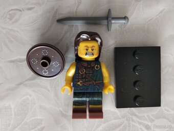 LEGO minifigúrka Highland Battler 8827-2 - 2
