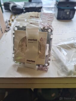 Elektro inštalačný materiál - 2