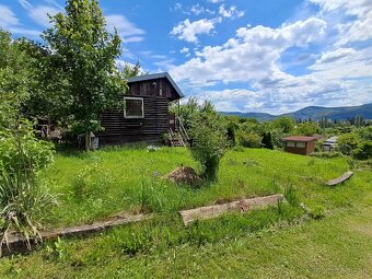 PREDAJ, záhrada s murovanou chatkou, Zlatý potok - 2