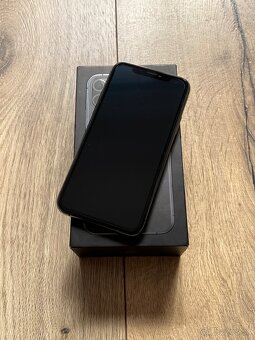 iPhone 11 Pro 64GB - 2