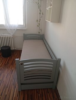 Predám používanú detskú posteľ s pristeľkou - 2