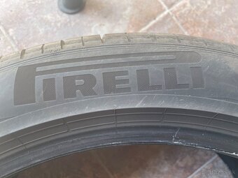 Predám letné pneu Pirelli 245/45 r20 Run Flat - 2