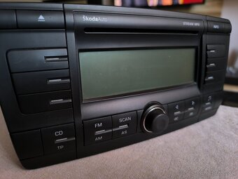 Autorádio Stream Škoda Octavia - 2