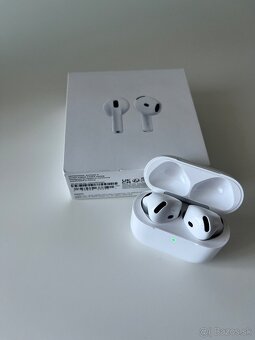 AirPods generácia 4 - 2