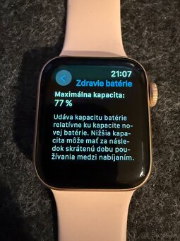 Apple Watch SE 2020 40 mm (1. generácia SE) - 2