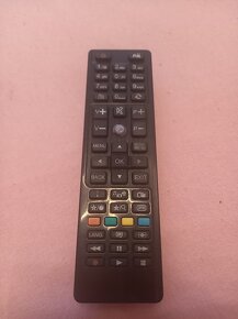 Predám podsvietenie a DO z LED TV Technika SM42-A240-AW15. - 2