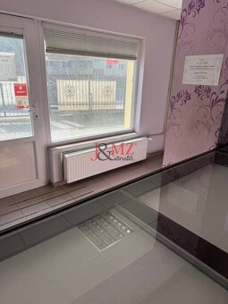 Obchodný priestor, kancelária Sarartovská ul. - 2