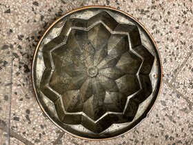 Stará měděná forma - 2