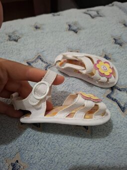 Capačky - sandálky - 2