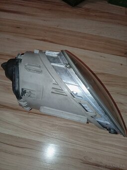 Vw new beetle svetlá - 2