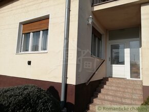 Dvojgeneračný 7 izbový rodinný dom v Trstíne na predaj - 2