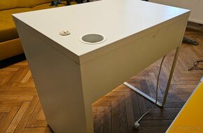 Predam stolik IKEA Micke (73cm x 50cm x 75cm) - 2