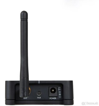 Arcam rBlink – Bluetooth audio receiver v top stave - 2