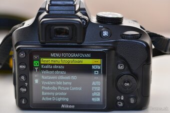 Nikon D3400 + příslušenství - 2
