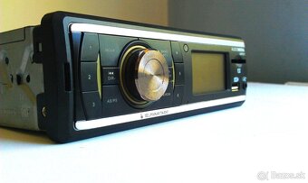 AUTORADIO AUDIOMEDIA AMR212. - 2