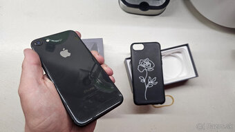 Apple iPhone 8 64GB - nová batéria - 2