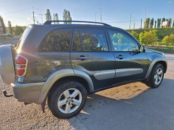 RAV4, 08/2005, STK do 02/27, 192000 km, 2. majiteľka, SR - 2