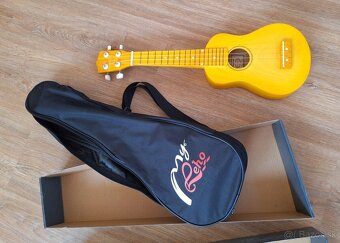 Klavir elektricky a ukulele - 2