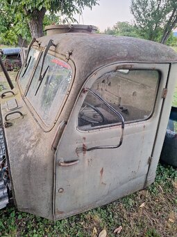 Praga v3s kabina - 2