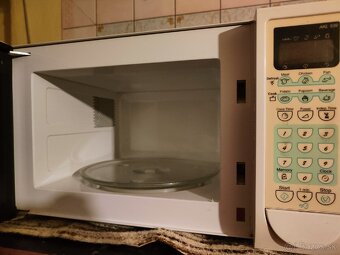 Funkčná mikrovlnná rúra akcia 20€ IGNIS - 2