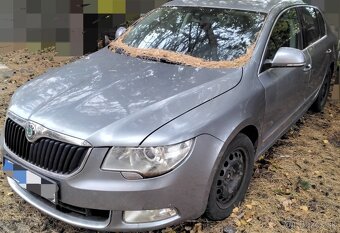 Škoda Superb II 2.0 TDI 2010 predám svetlo, KAPOTA, NÁRAZNÍK - 2