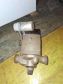 obehové čerpadlo + drobnosti - 2