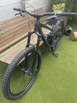 Trek Slash 8 celoodpruzeny bicykel - 2