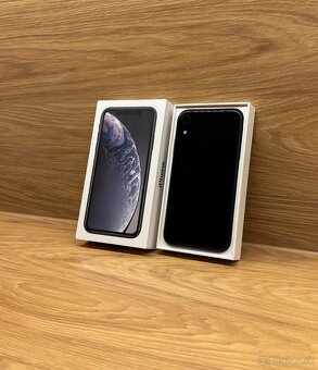 Apple iPhone XR 64GB Black - nový, nepoužitý - 2