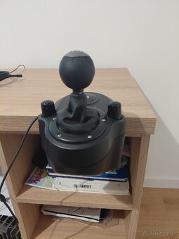 Volant Logitech G29 Driving Force pro - 2