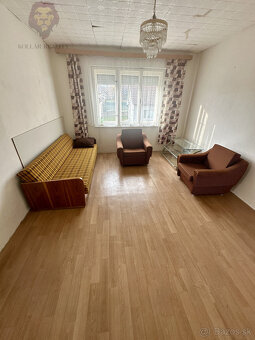 Na predaj: tehlový rodinný dom v Čachticiach. - 2