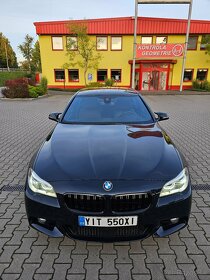 BMW F10 550xi V8 řada 5 330kw - 2