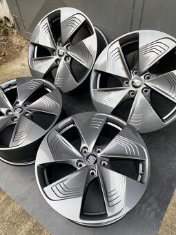 ✅ R18 ®️ Originál Seat 5x112 ET50 ✅ Born Leon Golf Octavia - 2