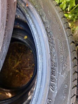 215/45R17 - 2