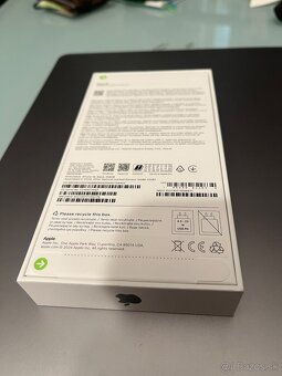 iPhone 16 256GB - 2