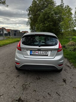 FORD FIESTA 1,6 D - 2