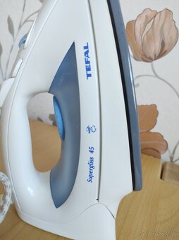 Naparovacia žehlička Tefal - 2