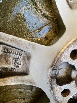 ŠKODA DISK R16 - 2