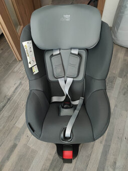 Britax Römer Dualfix M i-Size - 2