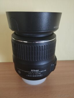 objektív Nikon 18-55+ slnečná clona - 2