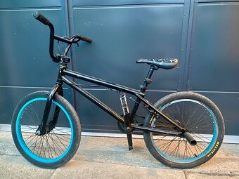 Freestylový BMX bycikel GT - 2