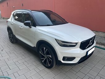 Volvo XC40 T5 AWD R - Design A/T - 2